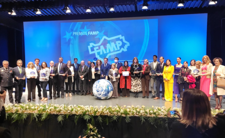 SUSTENTA recibe el primer premio de la categoría de ONG de los Premios FAMP de Andalucía